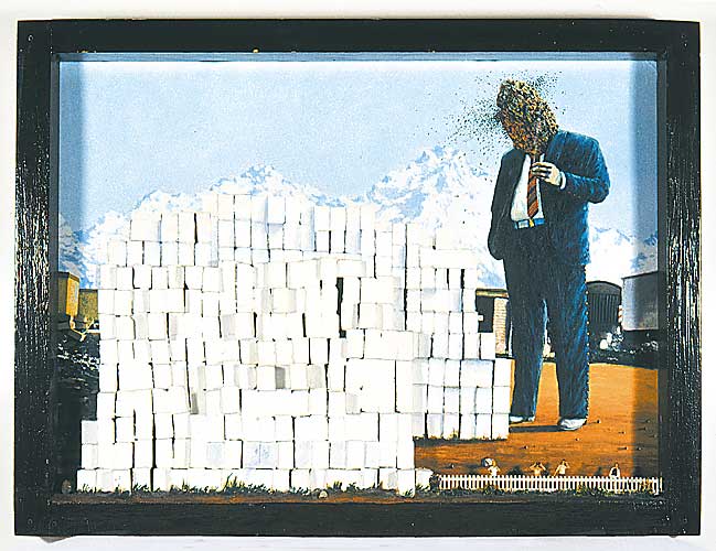 Weiße Steine und weißes Gebirge